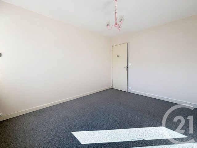 Appartement F3 à louer - 3 pièces - 87.56 m2 - REMIREMONT - 88 - LORRAINE - Century 21 Monts Et Vallées
