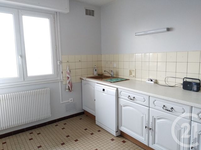 Appartement F3 à louer - 3 pièces - 87.56 m2 - REMIREMONT - 88 - LORRAINE - Century 21 Monts Et Vallées