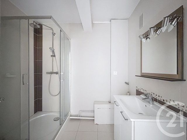 Appartement F3 à louer - 3 pièces - 87.56 m2 - REMIREMONT - 88 - LORRAINE - Century 21 Monts Et Vallées