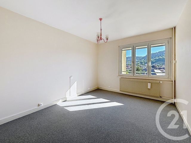 Appartement F3 à louer - 3 pièces - 87.56 m2 - REMIREMONT - 88 - LORRAINE - Century 21 Monts Et Vallées