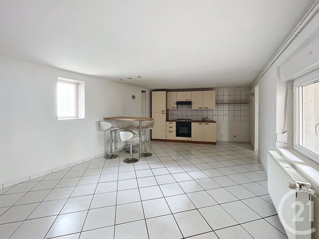 Appartement F4 à vendre - 5 pièces - 88.54 m2 - REMIREMONT - 88 - LORRAINE - Century 21 Monts Et Vallées