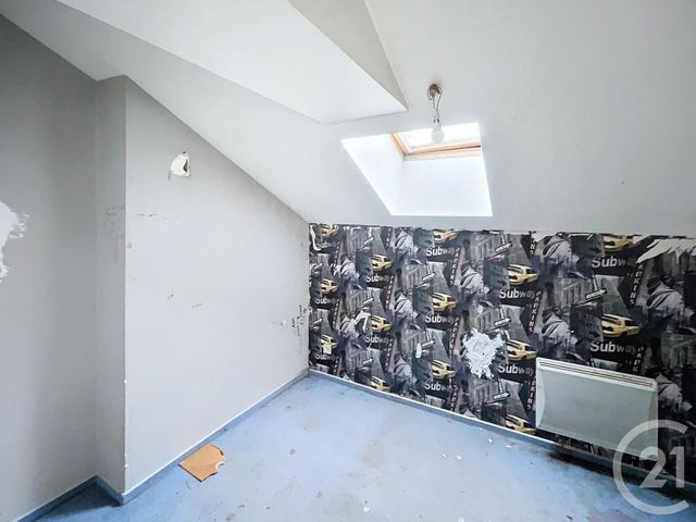 Appartement F4 à vendre - 4 pièces - 99.5 m2 - REMIREMONT - 88 - LORRAINE - Century 21 Monts Et Vallées