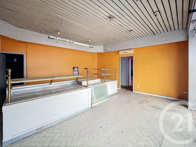 commerce à louer - 150.0 m2 - GOLBEY - 88 - LORRAINE - Century 21 Monts Et Vallées