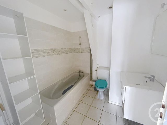 Appartement à vendre - 3 pièces - 50.0 m2 - REMIREMONT - 88 - LORRAINE - Century 21 Monts Et Vallées