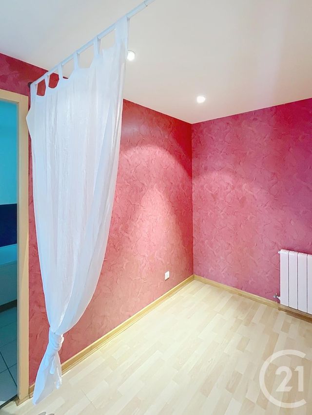 Appartement F3 à vendre - 3 pièces - 110.12 m2 - REMIREMONT - 88 - LORRAINE - Century 21 Monts Et Vallées