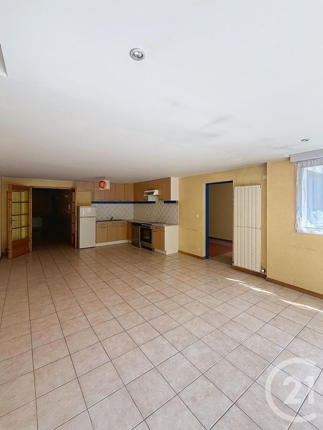 Appartement F3 à vendre - 3 pièces - 110.12 m2 - REMIREMONT - 88 - LORRAINE - Century 21 Monts Et Vallées