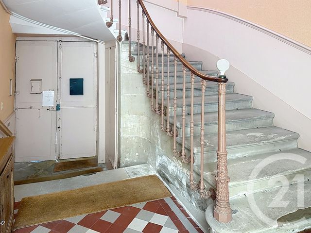 Appartement F4 à vendre - 6 pièces - 143.0 m2 - REMIREMONT - 88 - LORRAINE - Century 21 Monts Et Vallées