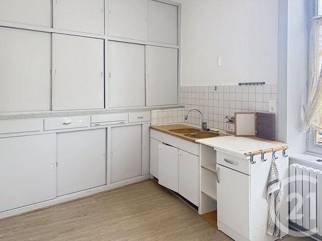 Appartement F4 à vendre - 6 pièces - 143.0 m2 - REMIREMONT - 88 - LORRAINE - Century 21 Monts Et Vallées