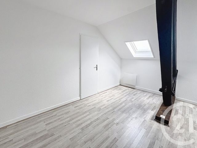 Appartement F1 à louer - 2 pièces - 27.99 m2 - REMIREMONT - 88 - LORRAINE - Century 21 Monts Et Vallées
