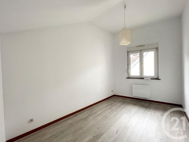 Appartement F2 à louer - 2 pièces - 29.63 m2 - REMIREMONT - 88 - LORRAINE - Century 21 Monts Et Vallées