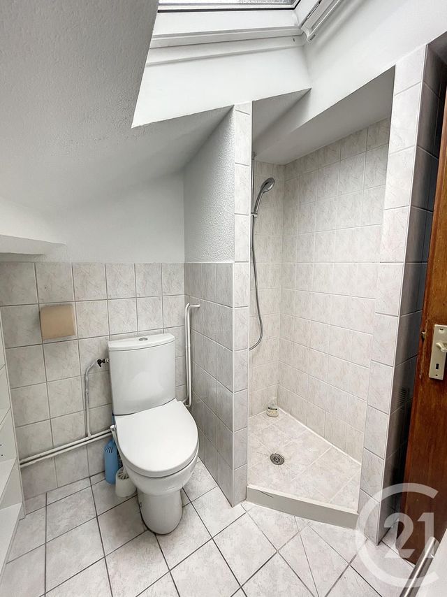 Appartement F2 à louer - 2 pièces - 29.63 m2 - REMIREMONT - 88 - LORRAINE - Century 21 Monts Et Vallées