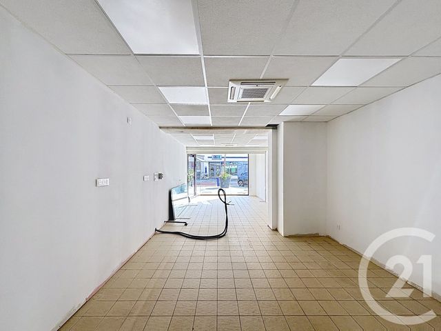 commerce à louer - 83.94 m2 - REMIREMONT - 88 - LORRAINE - Century 21 Monts Et Vallées