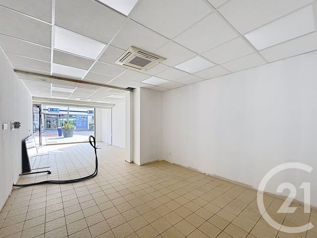 commerce à louer - 83.94 m2 - REMIREMONT - 88 - LORRAINE - Century 21 Monts Et Vallées