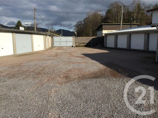 parking à louer - 12.0 m2 - REMIREMONT - 88 - LORRAINE - Century 21 Monts Et Vallées