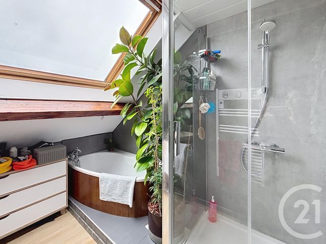 Appartement F4 à vendre - 5 pièces - 106.4 m2 - REMIREMONT - 88 - LORRAINE - Century 21 Monts Et Vallées