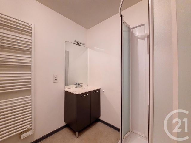 Appartement F2 à louer - 2 pièces - 39.83 m2 - REMIREMONT - 88 - LORRAINE - Century 21 Monts Et Vallées