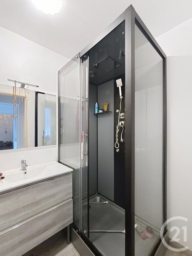 Appartement F3 à louer - 3 pièces - 65.0 m2 - REMIREMONT - 88 - LORRAINE - Century 21 Monts Et Vallées