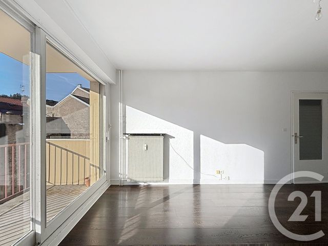 Appartement F3 à louer - 3 pièces - 65.0 m2 - REMIREMONT - 88 - LORRAINE - Century 21 Monts Et Vallées