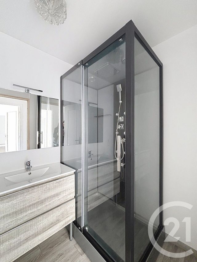 Appartement F3 à louer - 3 pièces - 65.0 m2 - REMIREMONT - 88 - LORRAINE - Century 21 Monts Et Vallées