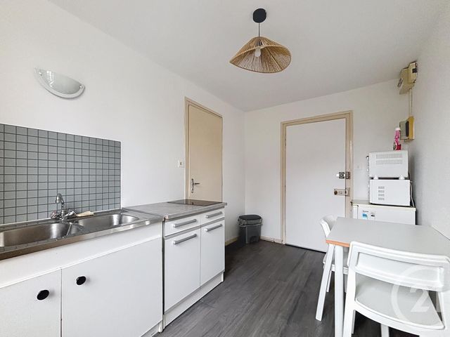 Appartement F1 bis à louer - 2 pièces - 23.63 m2 - REMIREMONT - 88 - LORRAINE - Century 21 Monts Et Vallées