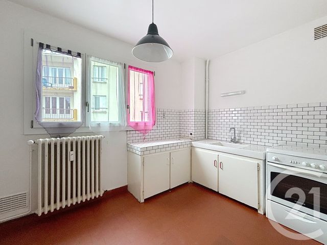 Appartement F2 à louer - 2 pièces - 56.17 m2 - REMIREMONT - 88 - LORRAINE - Century 21 Monts Et Vallées