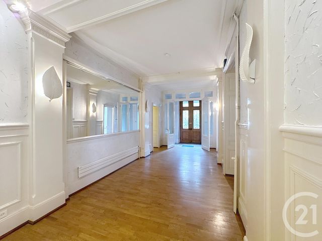 Appartement F4 à louer - 4 pièces - 178.52 m2 - REMIREMONT - 88 - LORRAINE - Century 21 Monts Et Vallées