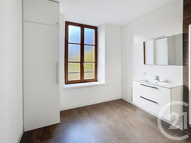 Appartement F3 à louer - 3 pièces - 79.46 m2 - REMIREMONT - 88 - LORRAINE - Century 21 Monts Et Vallées
