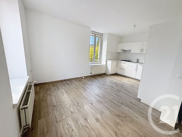 Appartement F3 à louer - 3 pièces - 79.46 m2 - REMIREMONT - 88 - LORRAINE - Century 21 Monts Et Vallées