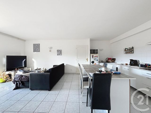 Appartement F3 à louer - 3 pièces - 62.47 m2 - REMIREMONT - 88 - LORRAINE - Century 21 Monts Et Vallées