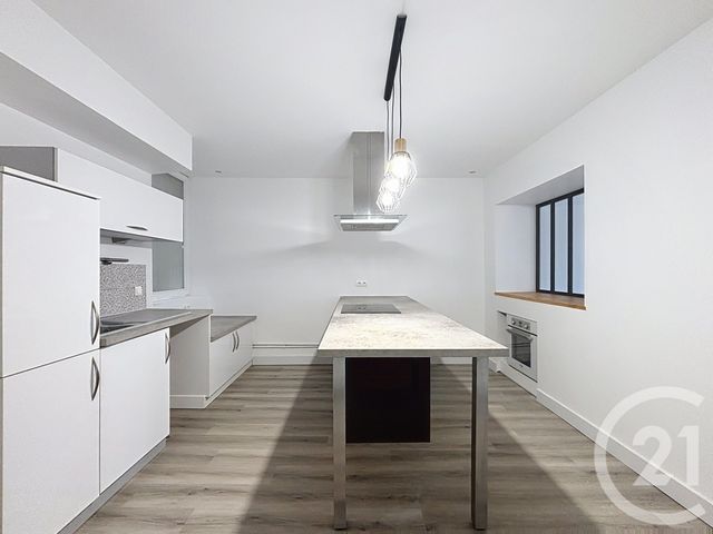 Appartement F4 à louer - 4 pièces - 110.24 m2 - ARCHES - 88 - LORRAINE - Century 21 Monts Et Vallées