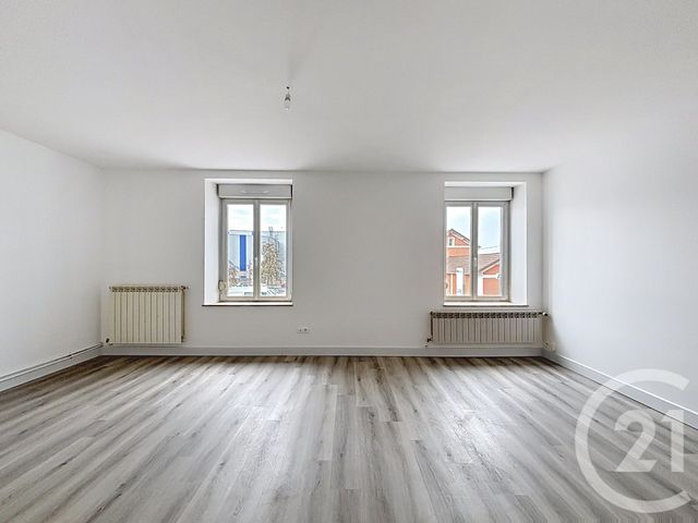 Appartement F4 à louer - 4 pièces - 110.24 m2 - ARCHES - 88 - LORRAINE - Century 21 Monts Et Vallées