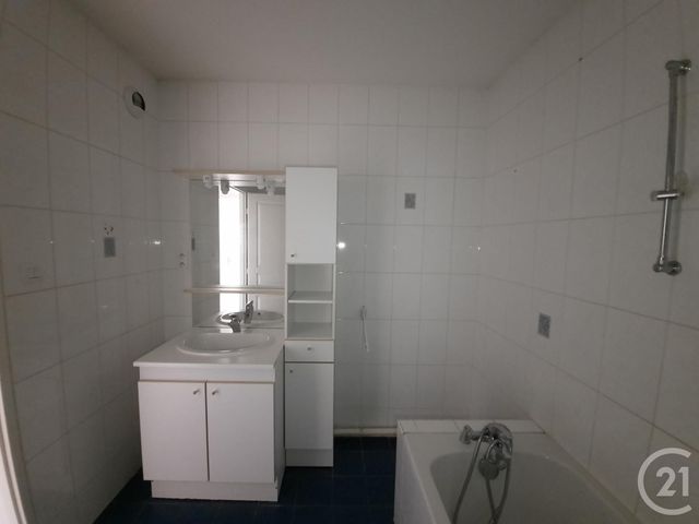 Appartement F2 à louer - 2 pièces - 50.49 m2 - REMIREMONT - 88 - LORRAINE - Century 21 Monts Et Vallées