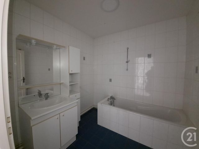 Appartement F2 à louer - 2 pièces - 50.49 m2 - REMIREMONT - 88 - LORRAINE - Century 21 Monts Et Vallées