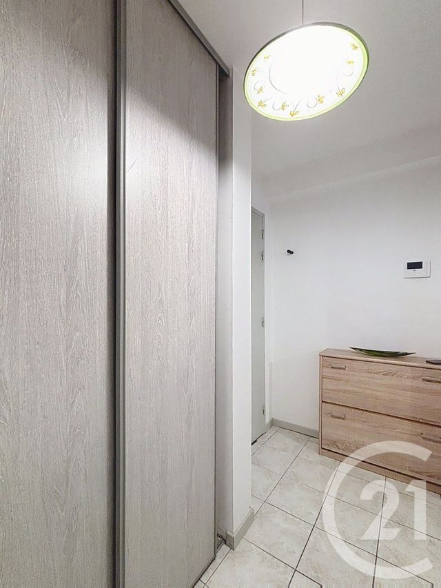 Appartement Studio à louer - 1 pièce - 33.06 m2 - REMIREMONT - 88 - LORRAINE - Century 21 Monts Et Vallées