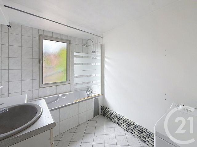 Appartement à vendre - 5 pièces - 96.14 m2 - REMIREMONT - 88 - LORRAINE - Century 21 Monts Et Vallées