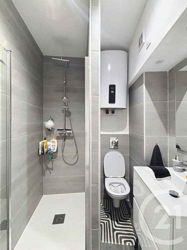 Appartement Studio à louer - 1 pièce - 20.0 m2 - REMIREMONT - 88 - LORRAINE - Century 21 Monts Et Vallées