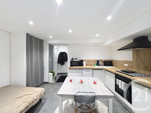 Appartement Studio à louer - 1 pièce - 20.0 m2 - REMIREMONT - 88 - LORRAINE - Century 21 Monts Et Vallées