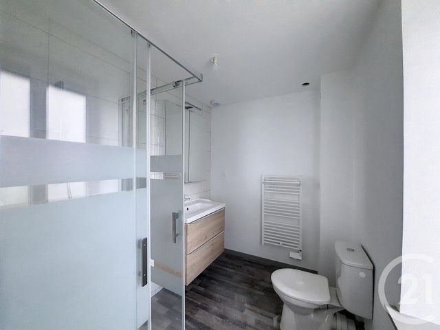 Appartement F4 à louer - 4 pièces - 85.79 m2 - POUXEUX - 88 - LORRAINE - Century 21 Monts Et Vallées