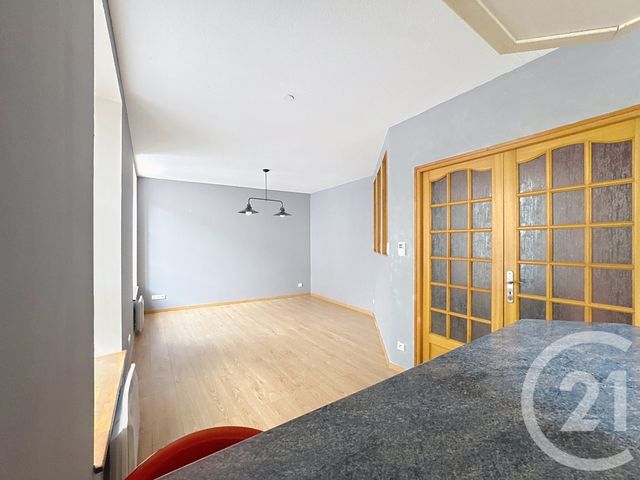 Appartement F4 à louer - 4 pièces - 71.92 m2 - REMIREMONT - 88 - LORRAINE - Century 21 Monts Et Vallées