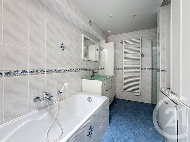 Appartement F4 à louer - 4 pièces - 71.92 m2 - REMIREMONT - 88 - LORRAINE - Century 21 Monts Et Vallées