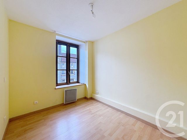 Appartement F4 à louer - 4 pièces - 71.92 m2 - REMIREMONT - 88 - LORRAINE - Century 21 Monts Et Vallées