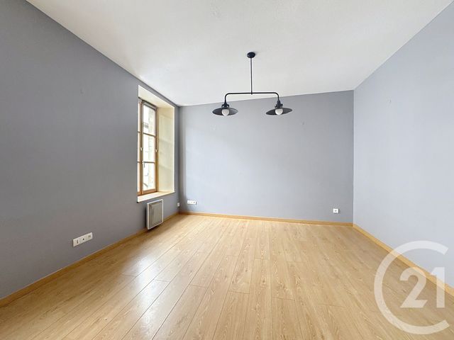 Appartement F4 à louer - 4 pièces - 71.92 m2 - REMIREMONT - 88 - LORRAINE - Century 21 Monts Et Vallées