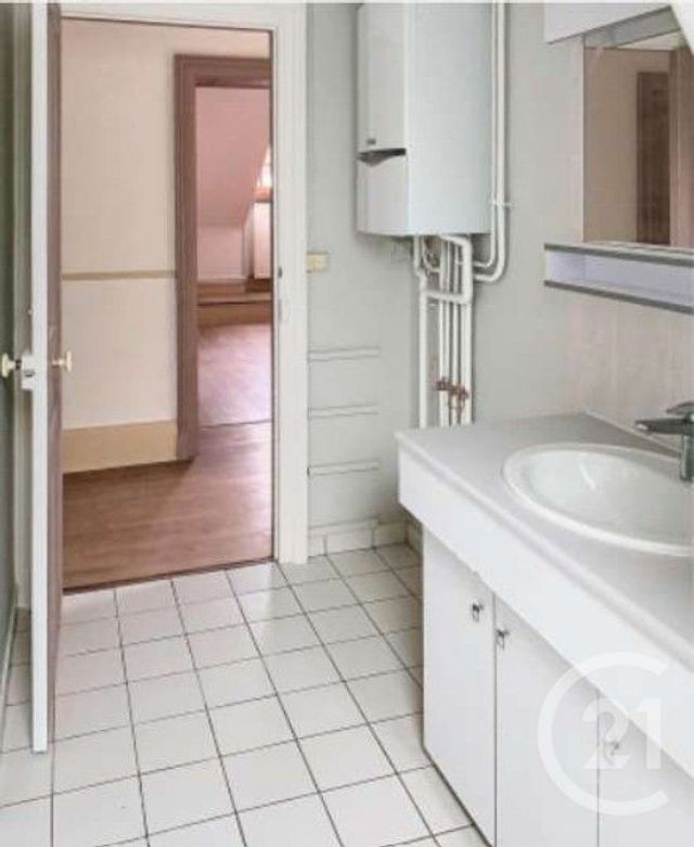 Appartement F3 à louer - 3 pièces - 80.72 m2 - EPINAL - 88 - LORRAINE - Century 21 Monts Et Vallées