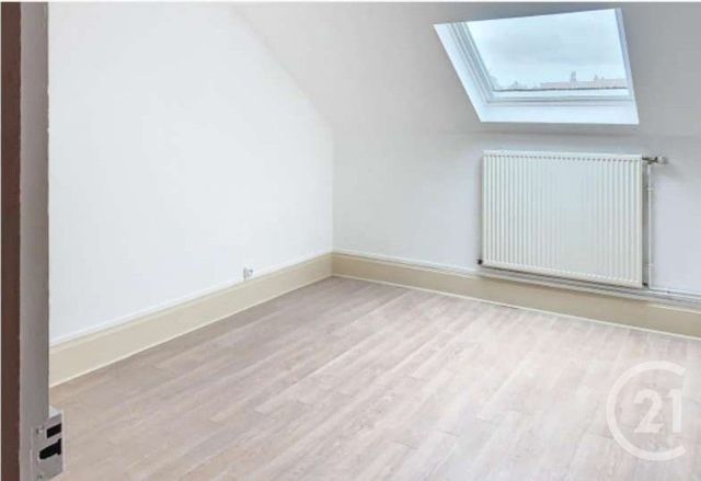 Appartement F3 à louer - 3 pièces - 80.72 m2 - EPINAL - 88 - LORRAINE - Century 21 Monts Et Vallées