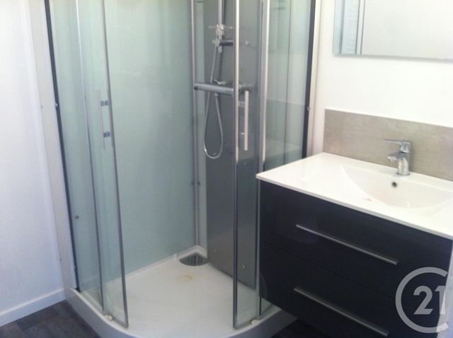 Appartement F3 à louer - 3 pièces - 61.81 m2 - GOLBEY - 88 - LORRAINE - Century 21 Monts Et Vallées