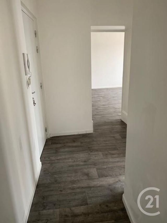 Appartement F3 à louer - 3 pièces - 61.81 m2 - GOLBEY - 88 - LORRAINE - Century 21 Monts Et Vallées