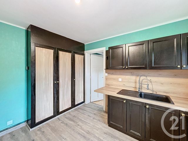 Appartement F3 à louer - 3 pièces - 71.97 m2 - REMIREMONT - 88 - LORRAINE - Century 21 Monts Et Vallées