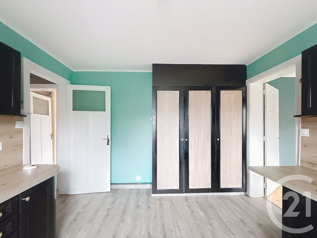 Appartement F3 à louer - 3 pièces - 71.97 m2 - REMIREMONT - 88 - LORRAINE - Century 21 Monts Et Vallées
