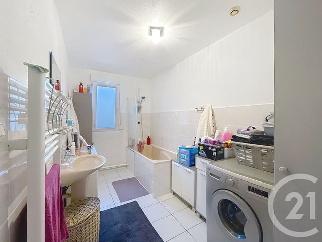 Appartement F3 à louer - 3 pièces - 87.58 m2 - EPINAL - 88 - LORRAINE - Century 21 Monts Et Vallées