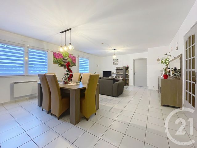 Appartement F3 à louer - 3 pièces - 87.58 m2 - EPINAL - 88 - LORRAINE - Century 21 Monts Et Vallées